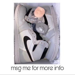 Jordan 1 Retro High OG Defiant 
‘SB NYC to paris’